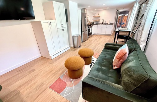 St. Helena Apartment | Charming Downtown St. Helena Apartment with WiFi and AC!