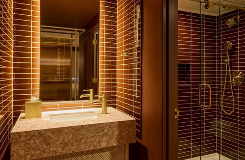 Red River Cultural District Hotel | Charming Downtown Stay | Sightseeing. Pool