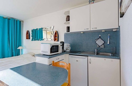 Biarritz Apartment | Charming downtown studio with pool near Grande Plage