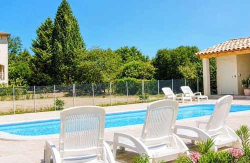 Mejannes-le-Clap Apartment | CHARMING DUPLEX - NATURE AND POOL IN GARD