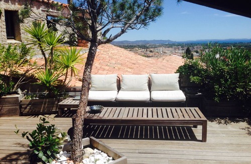 Hyeres City Centre Apartment | Charming duplex apartment with large terrace and splendid view.