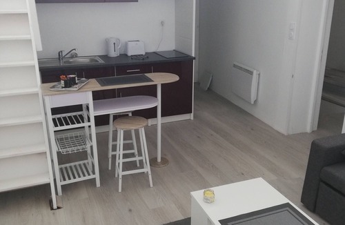 Fleury-sur-Orne Apartment | Charming Duplex 4 people