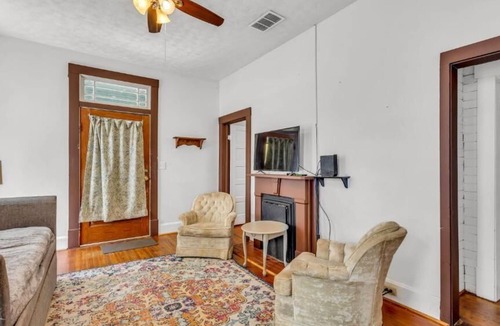 Columbus House | Charming Duplex in Historic District
