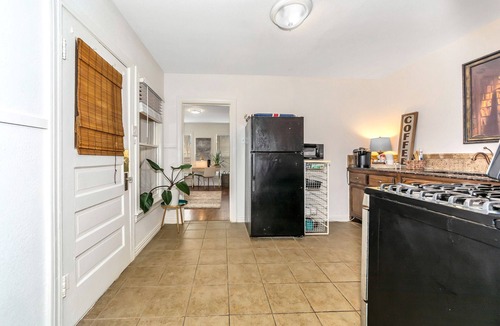 Dallas House | Charming Duplex in Popular Oak Lawn