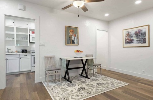 Visalia House | Charming Duplex Retreat Steps from Downtown Visalia