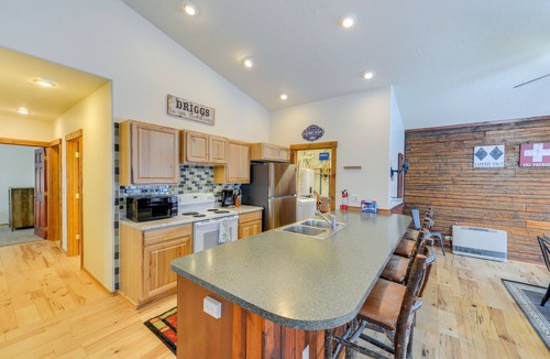 Driggs Cottage | Charming Duplex w/Patio: 12 Mi to Grand Targhee!
