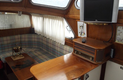 Conjux Boat Rental | CHARMING DUTCH STAR - Lac du Bourget