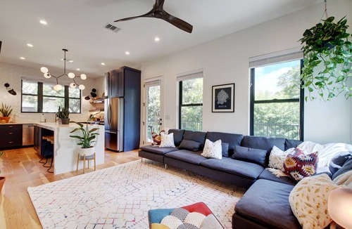 Cherrywood House | Charming East Austin Retreat, Close to it All!