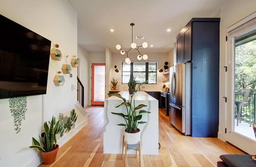 Cherrywood House | Charming East Austin Retreat, Close to it All!
