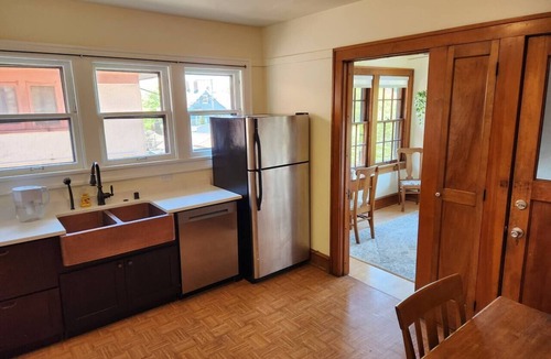 Upper East Side Apartment | Charming Eastside duplex