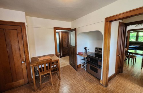 Upper East Side Apartment | Charming Eastside duplex