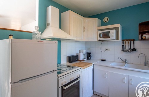 La Romagne Cottage | Charming, Eco-Friendly Cottage: Terrace, Garden, Near Puy du Fou & Zoo, Ideal for Families
