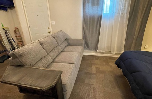 New Deal House | Charming efficiency home conveniently located in New Deal