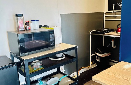 Sharpstown Apartment | Charming efficiency studio in vibrant Houston