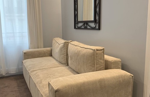 Passy Apartment | Charming Eiffel Tower Appartement