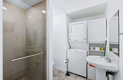 Hacienda Heights House | Charming elegance