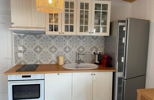 Sorgues Apartment | Charming equipped gite