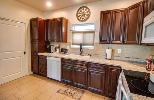 Grafton House | Charming Escape in Grafton!