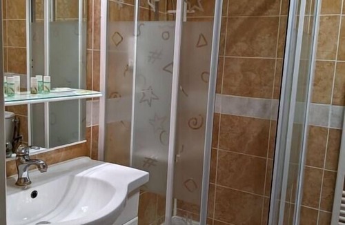 Flacey Hotel | Charming estate just 1h30 from Paris