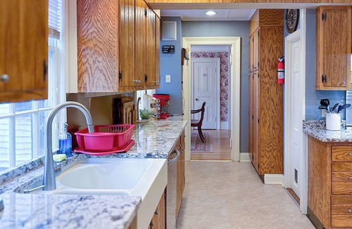 Norwichtown House | Charming estate on Norwich Green, near casinos