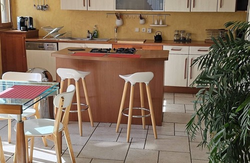 Nantoin House | Charming family home with jacuzzi, multi-sports pitch and gym