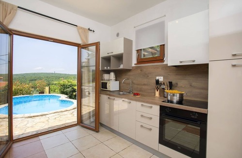 Ripenda Verbanci House | Charming family retreat with Private Pool