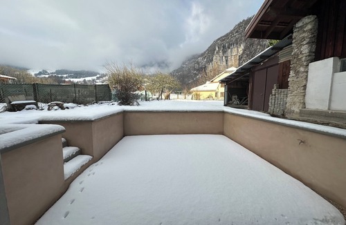 Saint-Christophe-la-Grotte House | Charming family gîte "Le Nid de Chartreuse" in Saint Christophe la Grotte