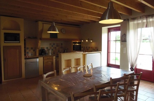 Falleron Cottage | Charming family cottage with private garden and wifi in Falleron