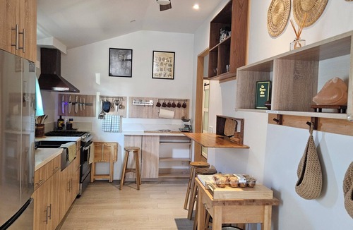 Logan Heights House | Charming Family Friendly nPetcoPark,Downtown,SD Harbor,Balboa Park,Beaches,Golf+