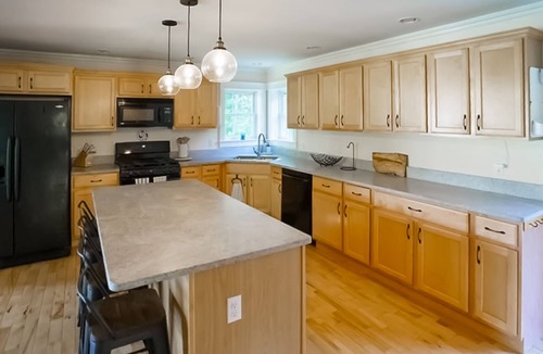 West Poland House | Charming family-friendly home near the Lake, deck, and backyard playground