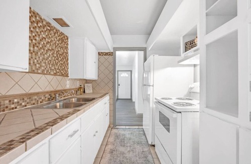 Oak Cliff House | Charming Family Home