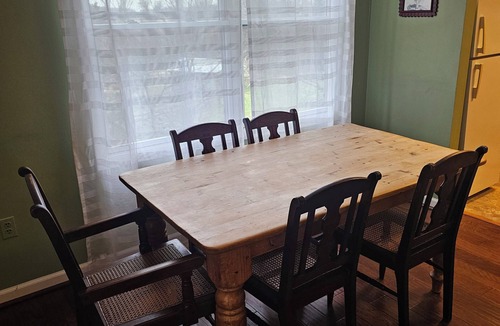 Jarrettsville Cottage | Charming Farm Cottage