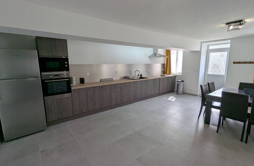 Boulay-les-Barres Cottage | Charming farmhouse near Orleans with private parking