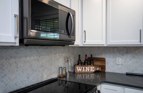 Voorhees Other | Charming Farmhouse at Saddlehill Winery in Philadelphia Suburbs