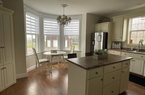Augustine Cove Other | Charming Farmhouse on 2 acres, Sleeps 8. Only 5 mins from the beach