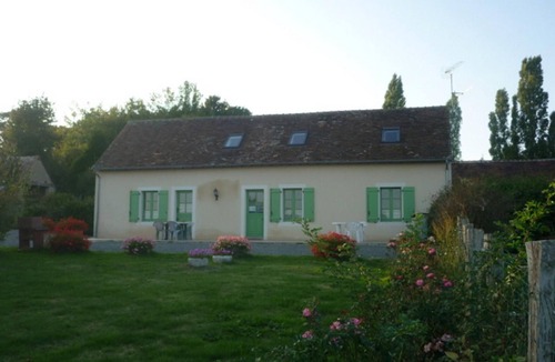 Le Bailleul Cottage | Charming Farmhouse: Nature Retreat, 3 Bedrooms, Garden, BBQ, Near A11, Paris/Nantes Access
