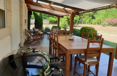 Noaillan House | Charming farmhouse in a green setting