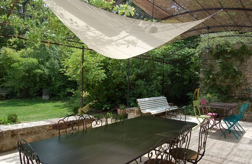 Dauphin House | Charming farmhouse in Provence, large capacity