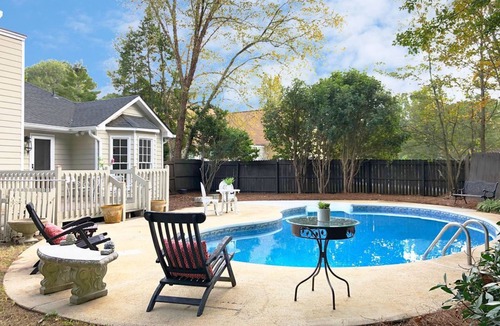 Clarkdale House | Charming Farmhouse Inspired Home with Pool