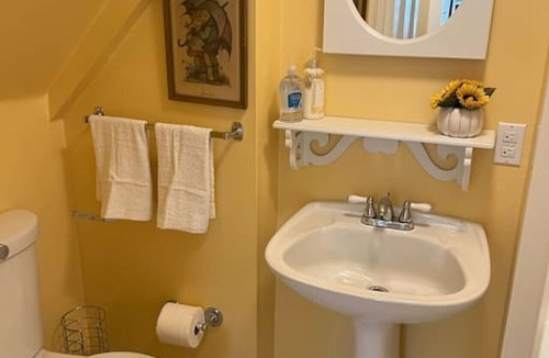 Winston Other | Charming Farmhouse on working Red Haven Farm