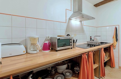 Calmont Cottage | Charming farmhouse Pool table, garden & fireplace Canal du Midi