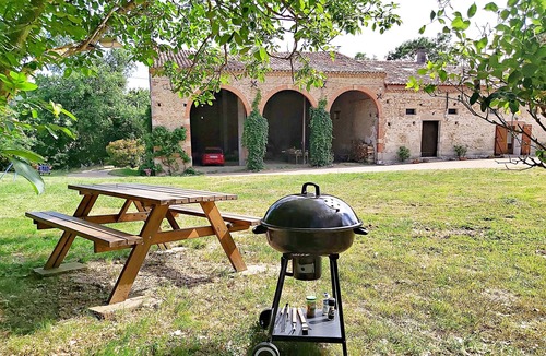 Calmont Cottage | Charming farmhouse Pool table, garden & fireplace Canal du Midi