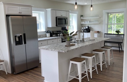 Monaca Other | Charming Farmhouse