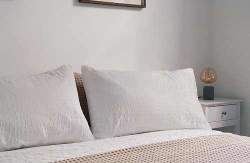 Bow Apartment | Charming flat in Bow, London