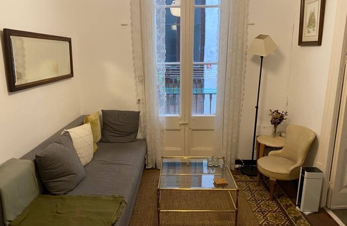 El Born Apartment | Charming Flat in the Bohemian Born neighborhood