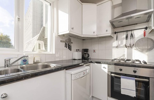 West Brompton Apartment | Charming flat in West Brompton