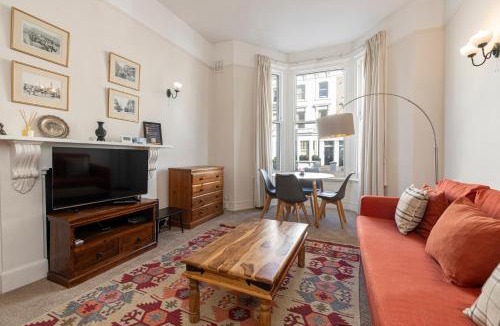 West Brompton Apartment | Charming flat in West Brompton