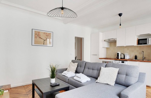 Quartier de la Porte-Saint-Denis Apartment | Charming flat near Grands Boulevards - Mobility lease