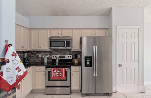 Chatham Park House | Charming Florida Getaway-Private Pool-Pet Friendly