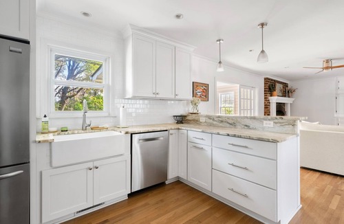 Charleston Cottage | Charming Fort Sumter Cottage